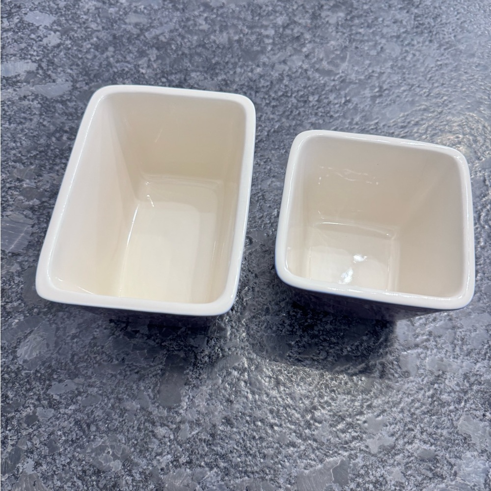 Set of 2 Longaberger small serving dishes